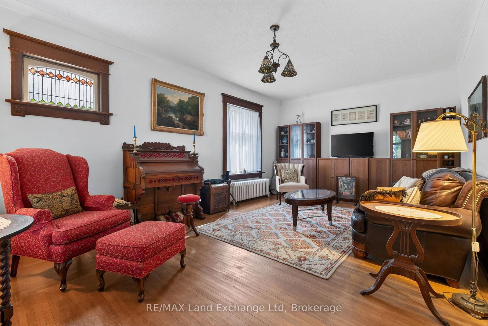 Listing Image 5