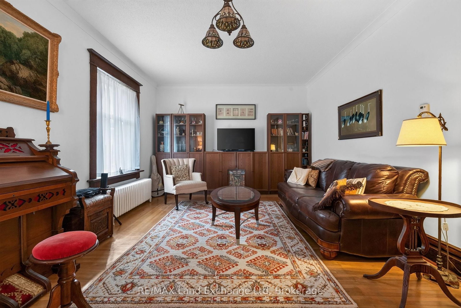 Listing Image 6