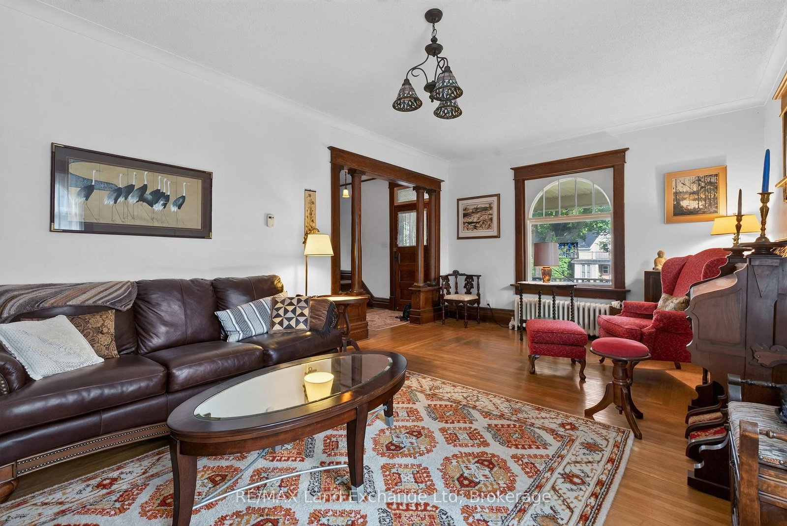 Listing Image 7