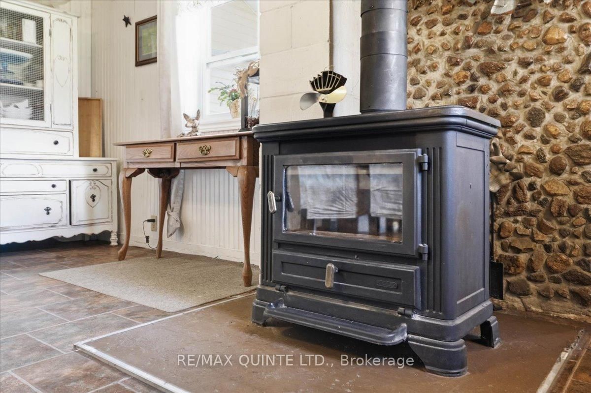 1686 County Road 13 • Prince Edward County, ON photo 20