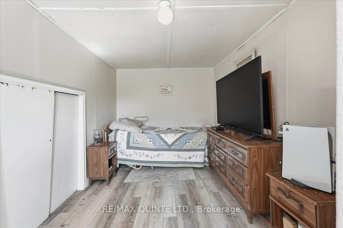 1686 County Road 13 • Prince Edward County, ON photo 23