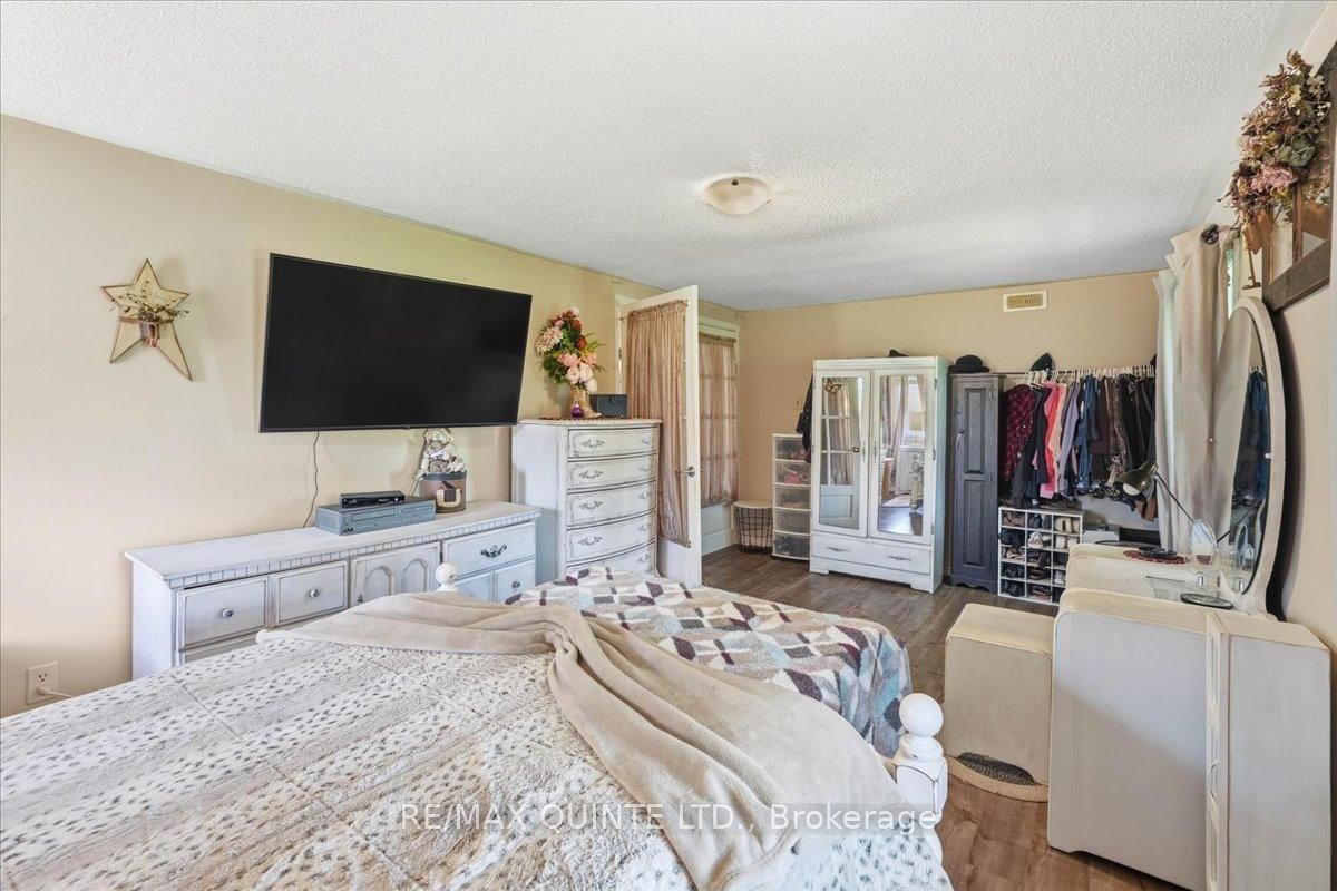 1686 County Road 13 • Prince Edward County, ON photo 26
