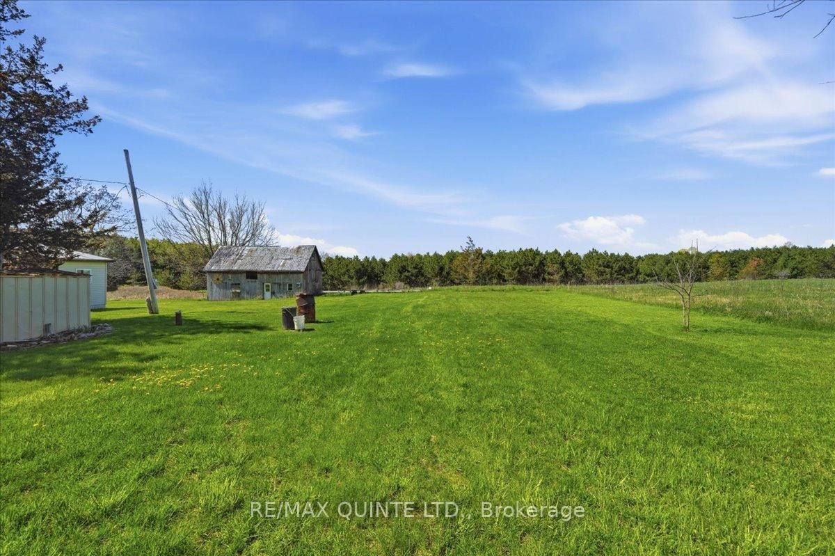 1686 County Road 13 • Prince Edward County, ON photo 36