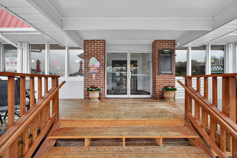 14276 Highway 41, Cloyne photo 3