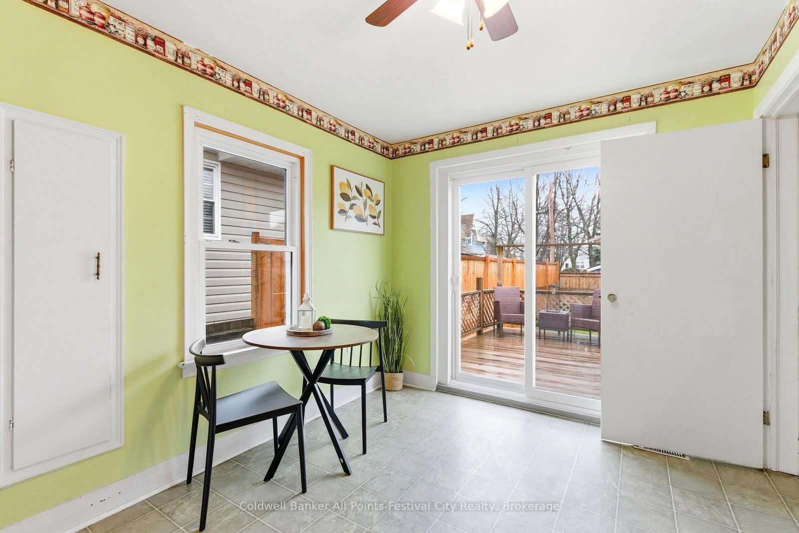 Detached House sold at 113 Quebec Street, Goderich, Ontario, N7A 2G6 - Goderich (Town) - MLS: X13601774