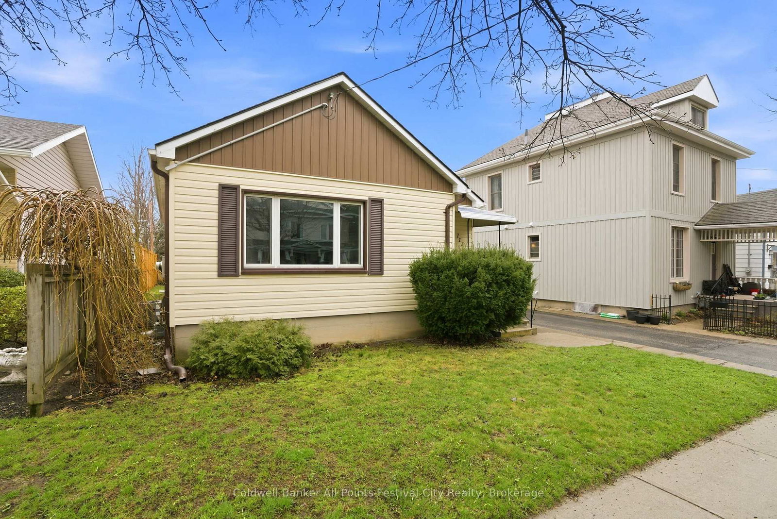 Detached House sold at 113 Quebec Street, Goderich, Ontario, N7A 2G6 - Goderich (Town) - MLS: X13601774