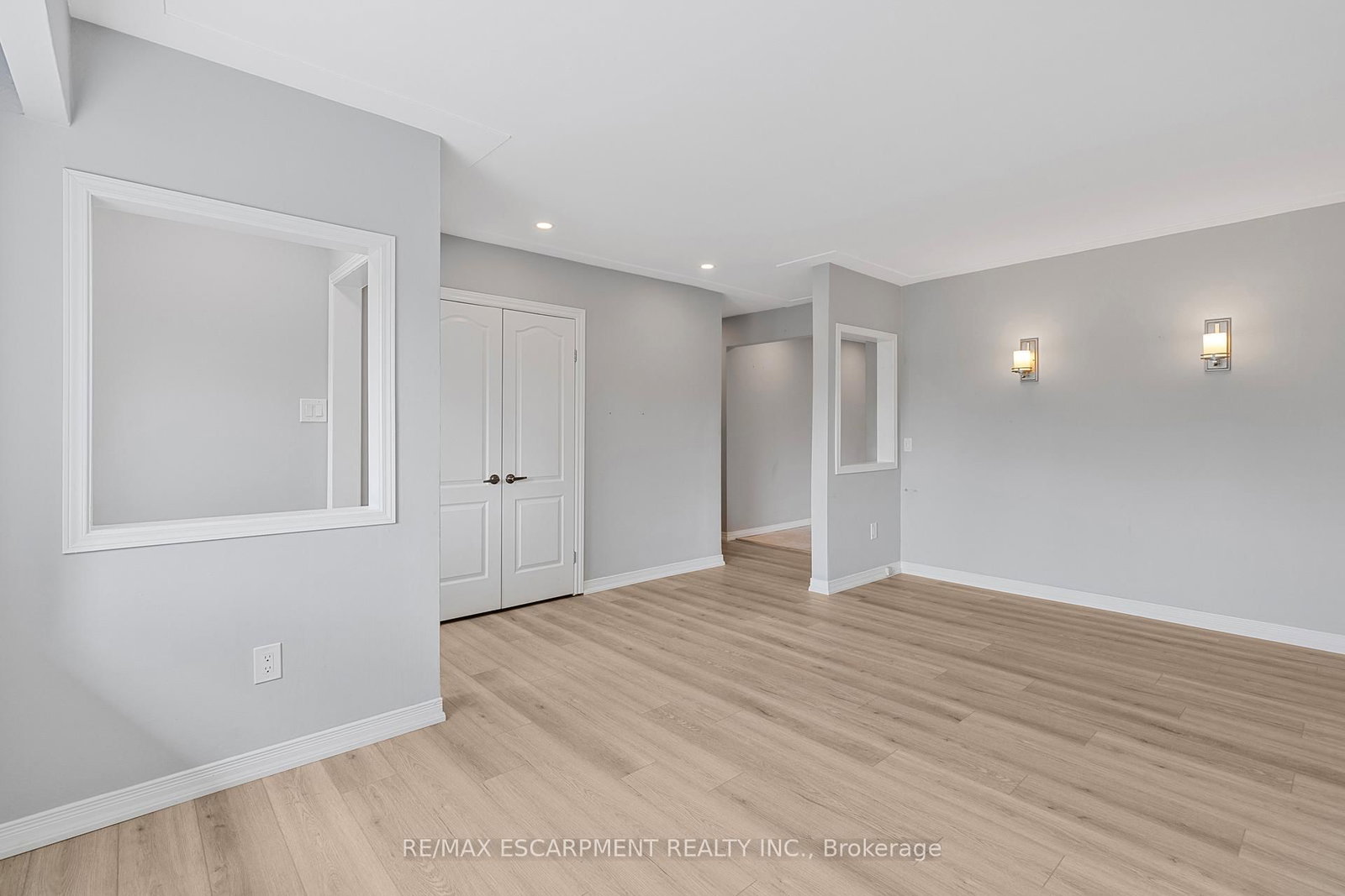 Main - 71 Organ Crescent, Hamilton 4