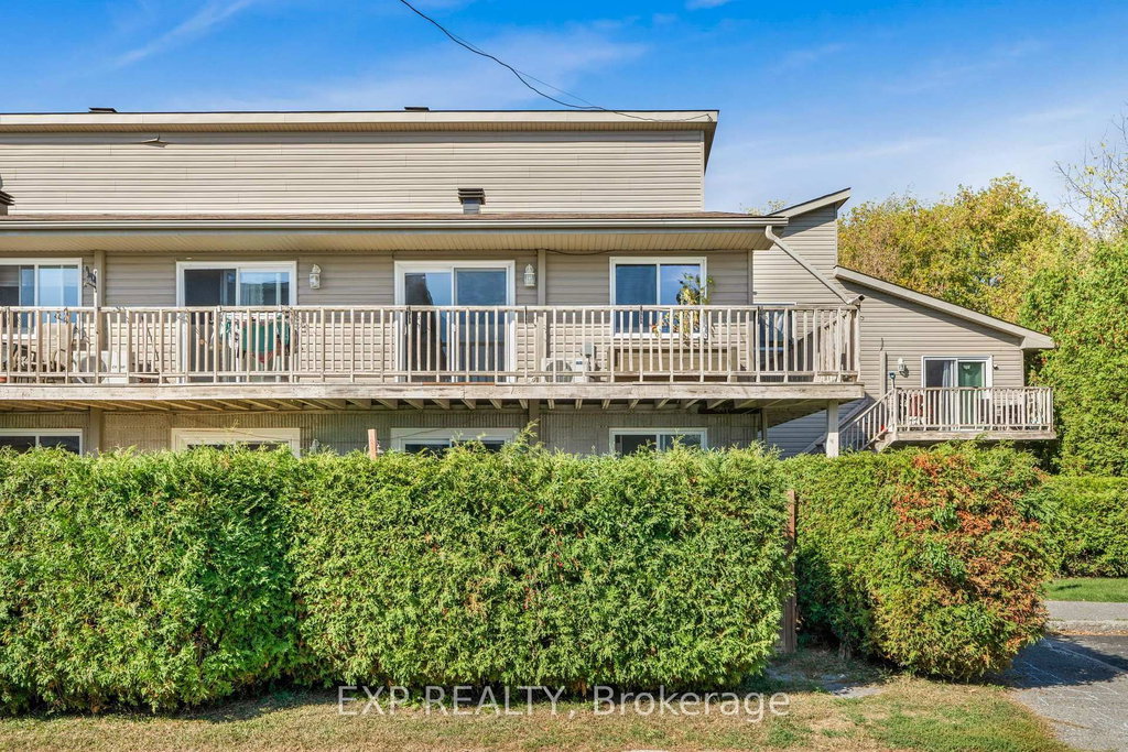 8 - 776 St Jean Street 2