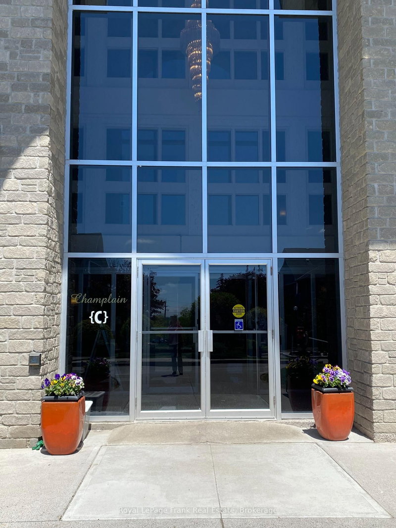 Bldg C #310 - 1099 Clonsilla Avenue