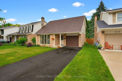 391 Knightsbridge Crescent — photo 4