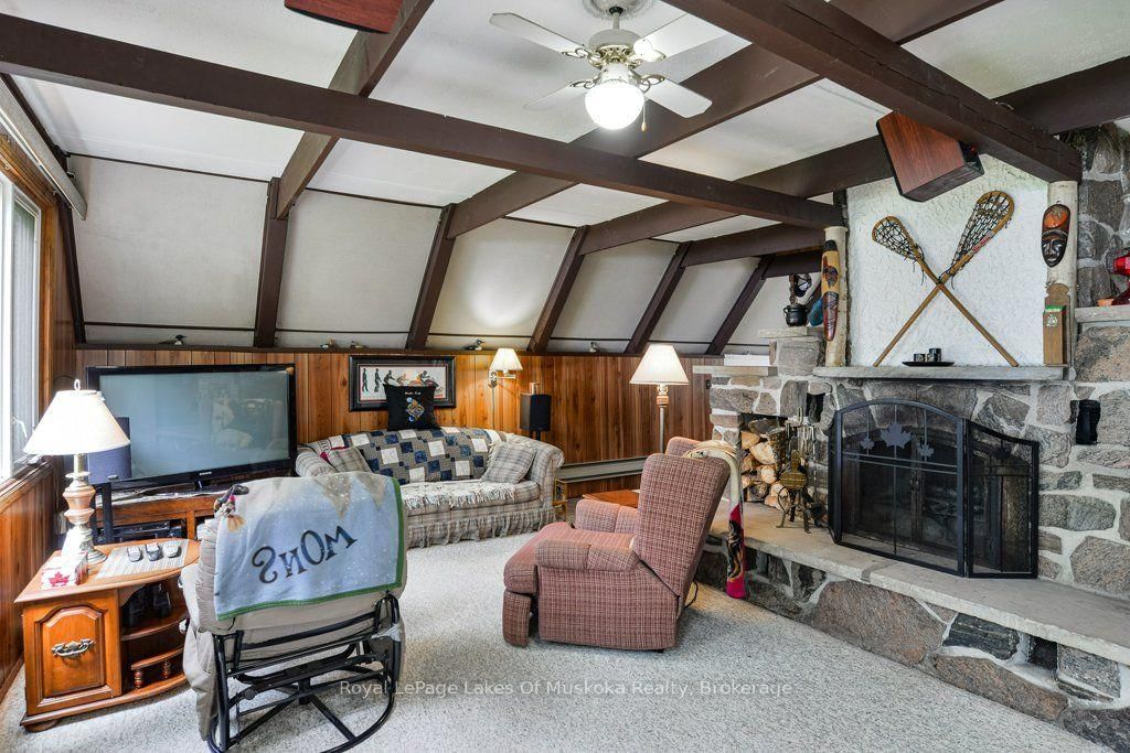 2324 Highway 141 Highway • #unit 19 • Muskoka Lakes, ON photo 9