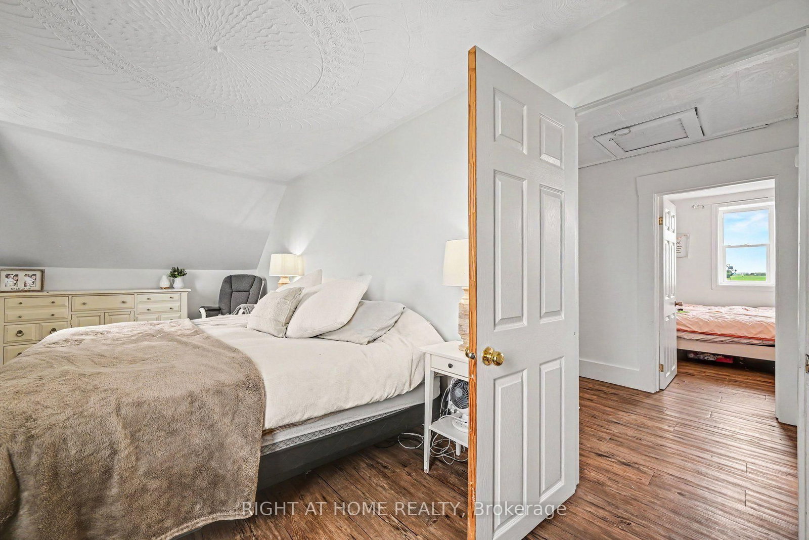 1679 500 Route • Russell, ON photo 21