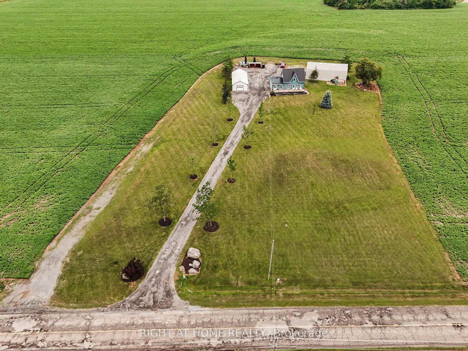1679 500 Route • Russell, ON photo 34