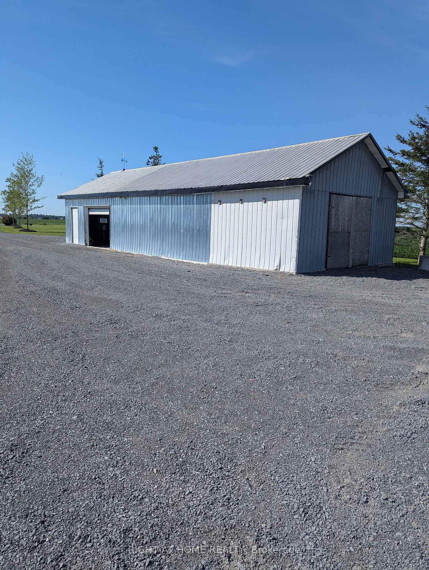 1679 500 Route • Russell, ON photo 37