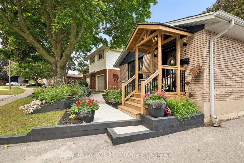 64 Westbury Crescent