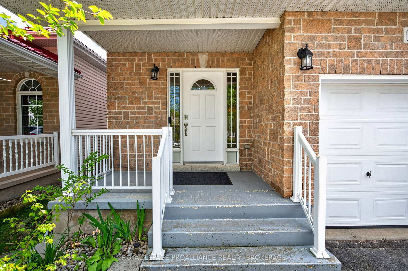 435 Maureen Street • Kingston, ON photo 2