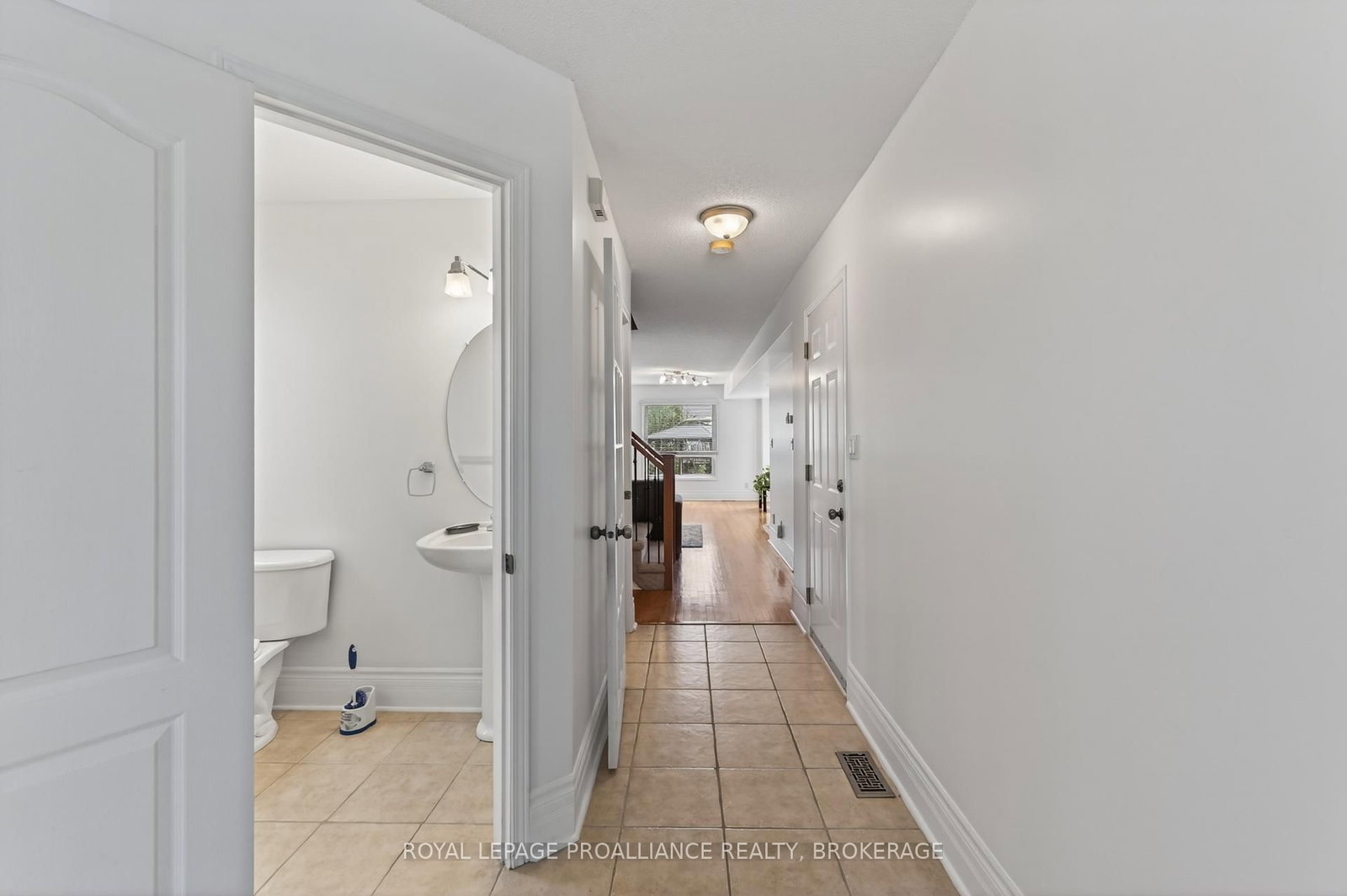 435 Maureen Street • Kingston, ON photo 4