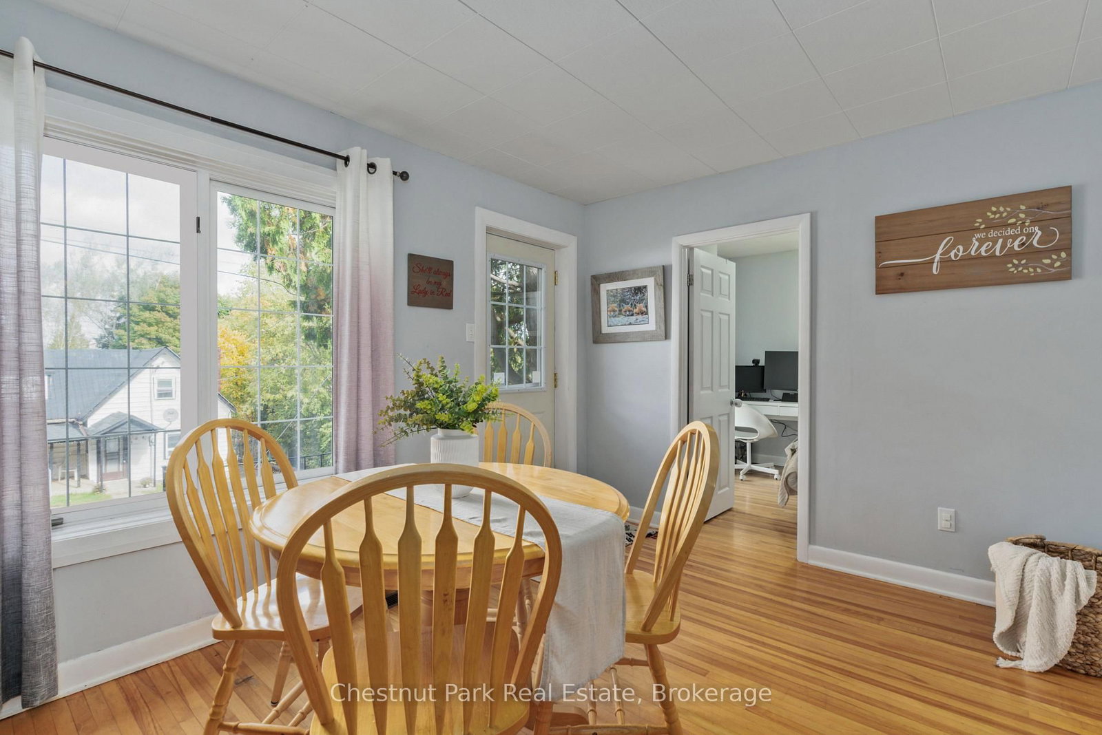 3 CORA Street E • Huntsville, ON photo 23