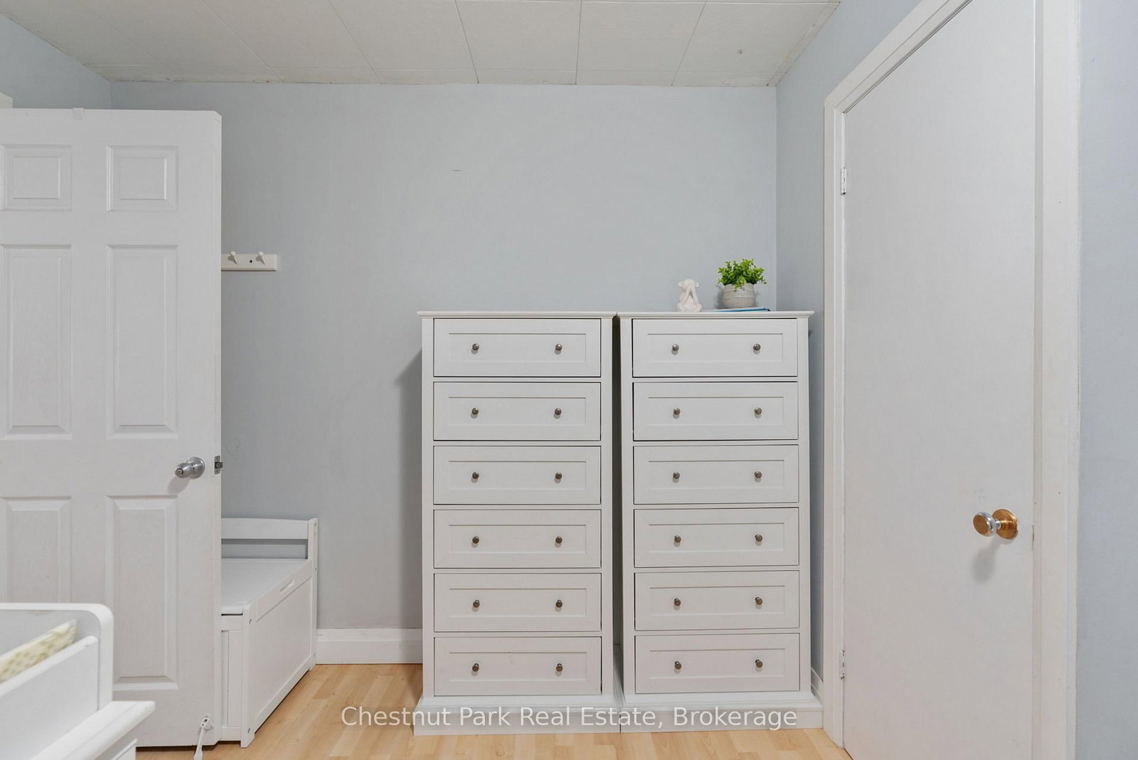 3 CORA Street E • Huntsville, ON photo 25