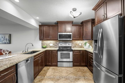 2687 Bateman Trail • London South, ON photo 8