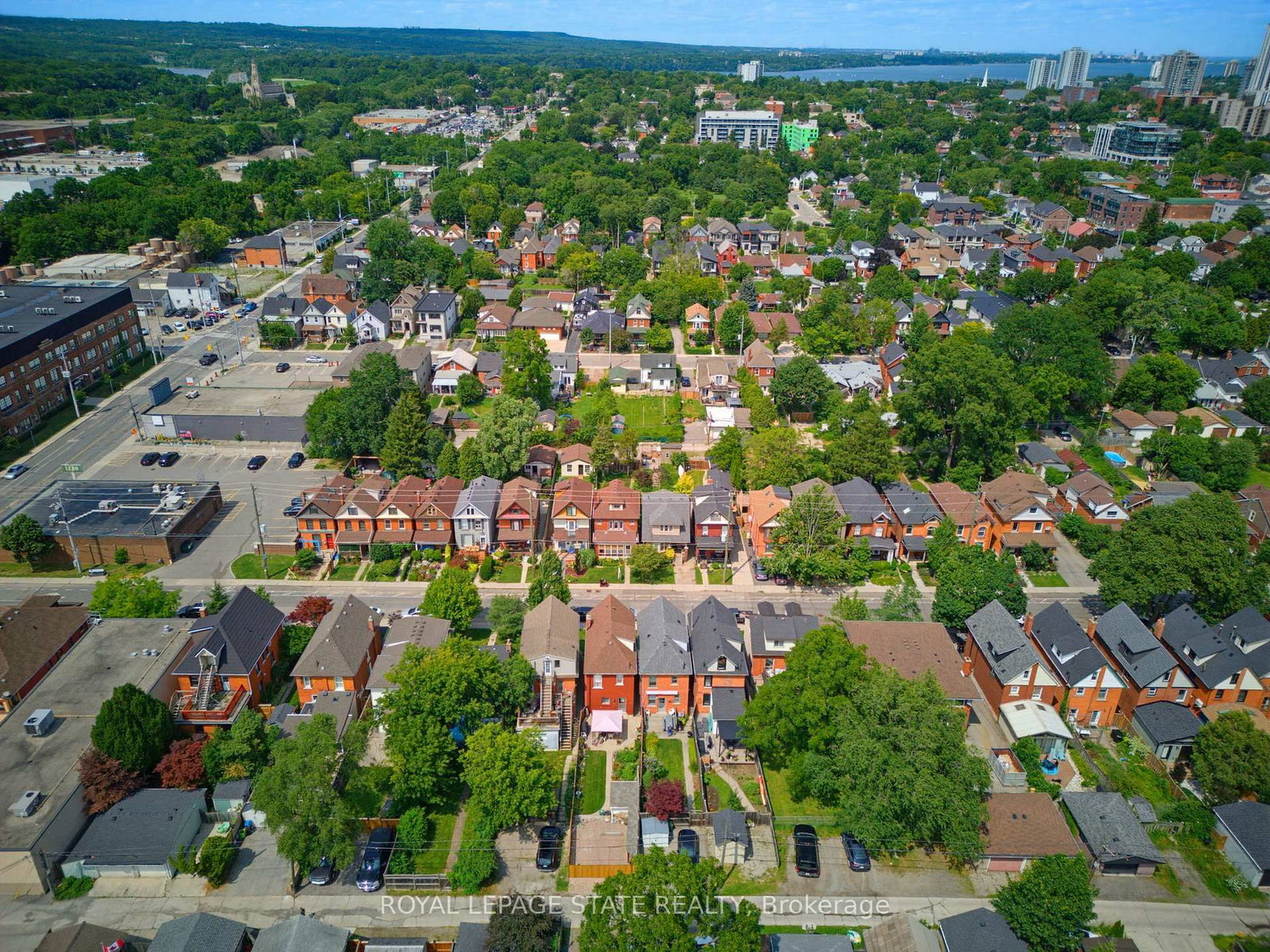 394 Charlton Avenue W • Hamilton, ON photo 47
