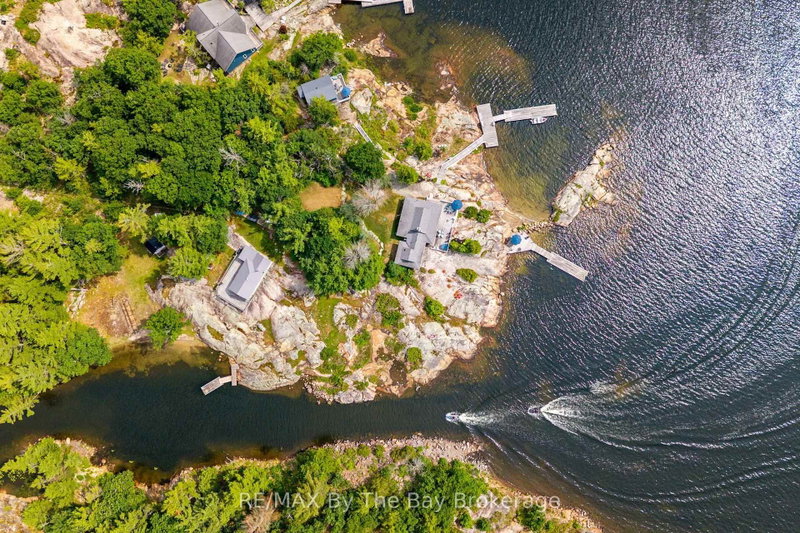 6686 Island 1040/Little Beausoleil Island