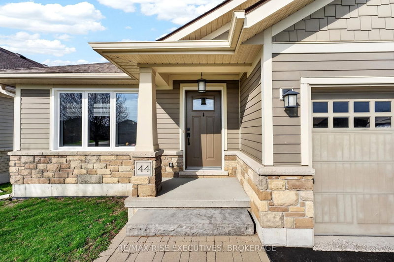 44 Tessa Boulevard