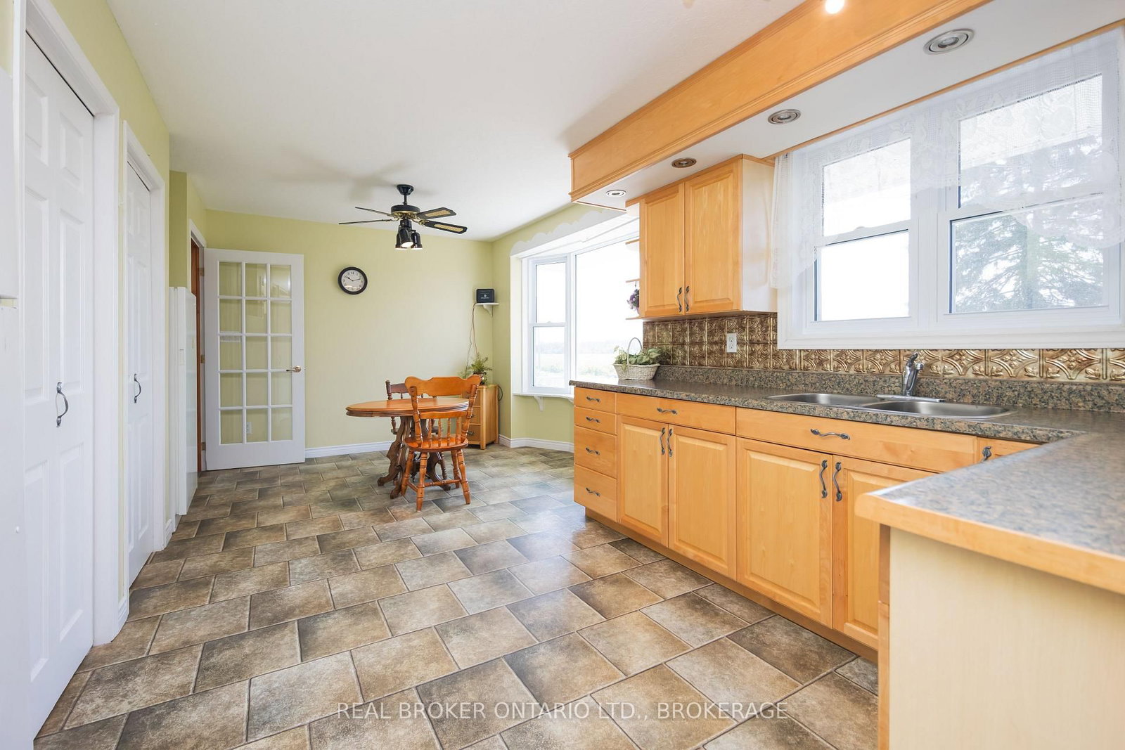 12995 River Road • North Dundas, ON photo 22