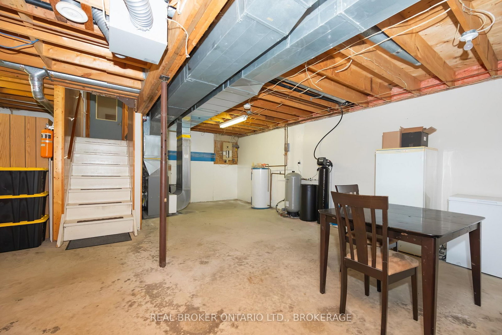 12995 River Road • North Dundas, ON photo 44