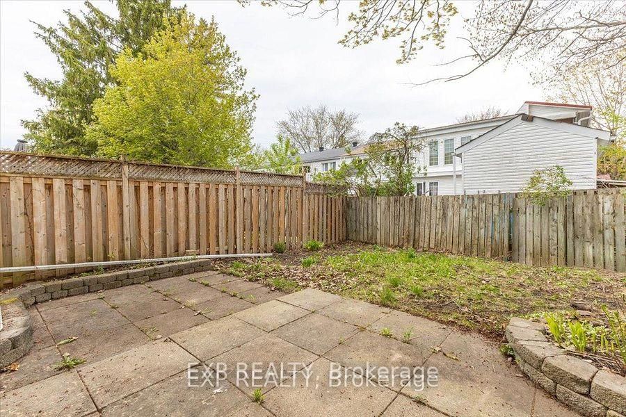 15 JANSEN Road • Ottawa, ON photo 39