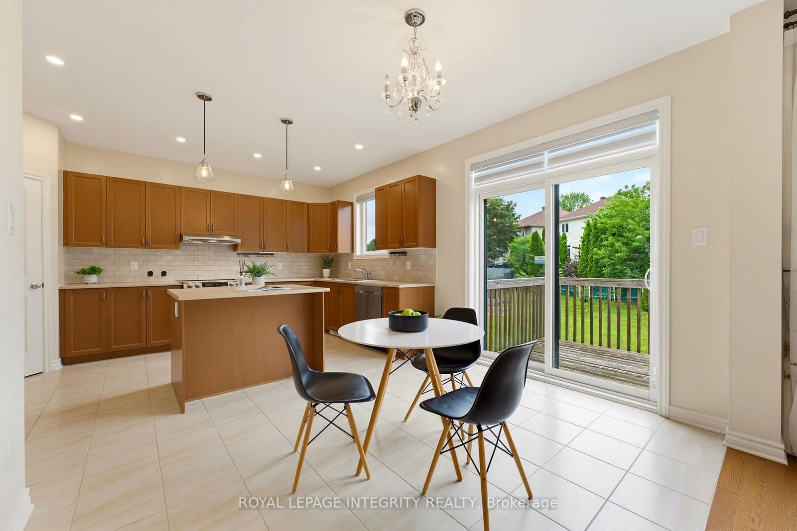 127 Hickstead Way • Ottawa, ON photo 14