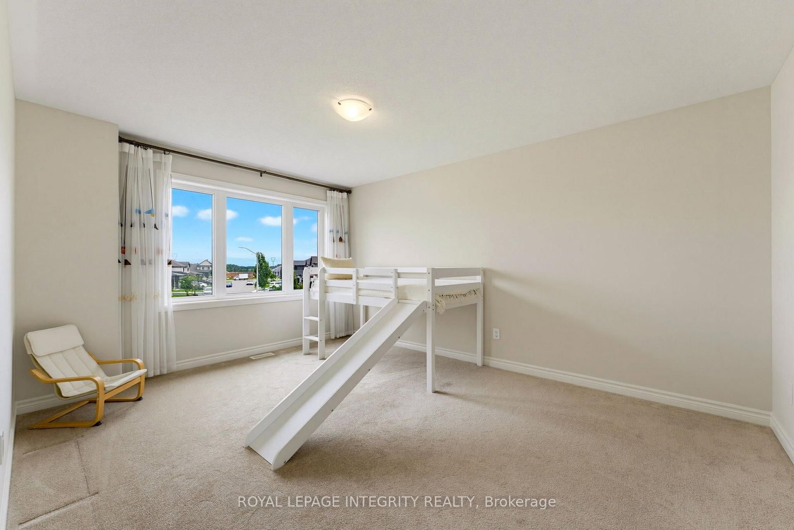 127 Hickstead Way • Ottawa, ON photo 35