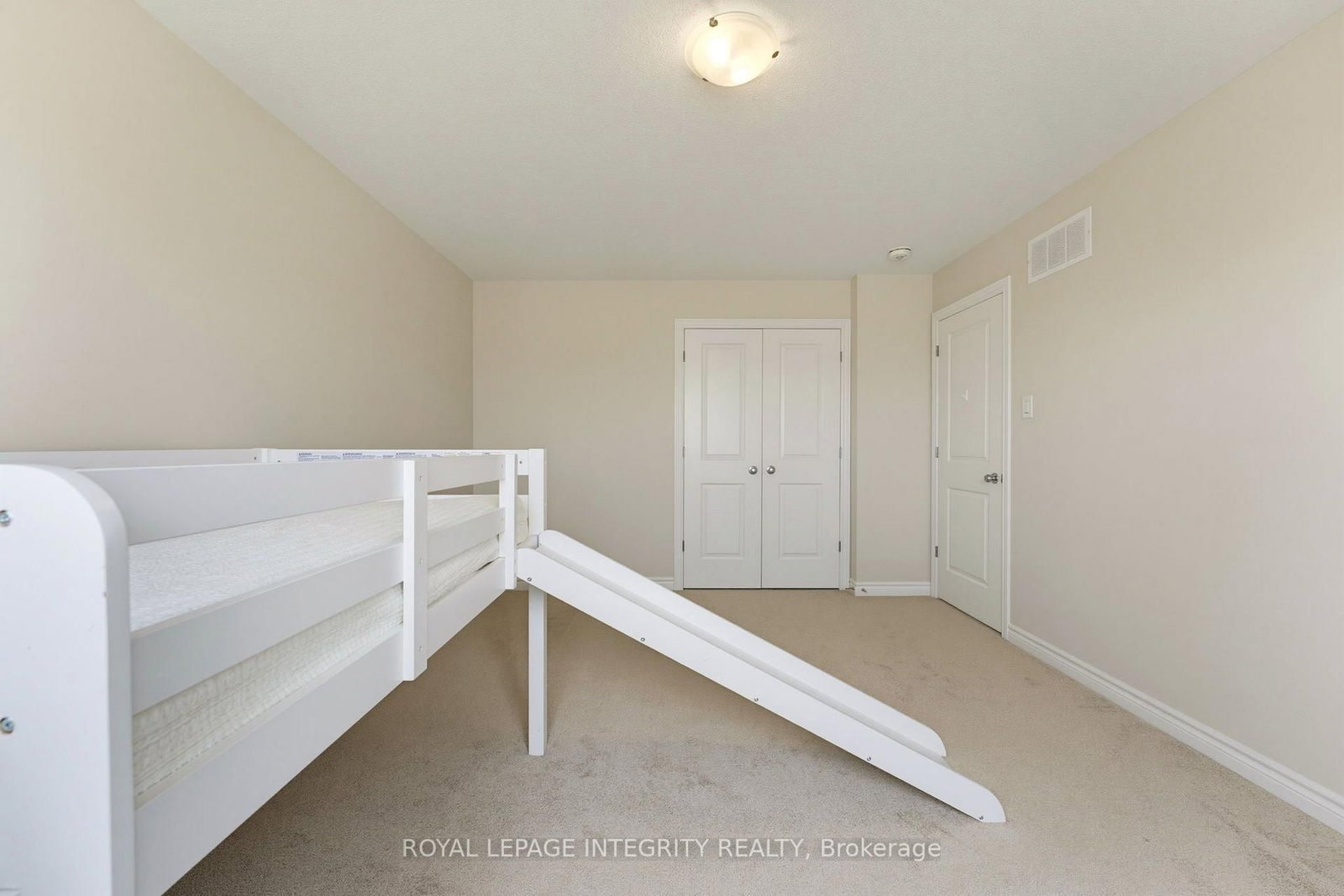 127 Hickstead Way • Ottawa, ON photo 36