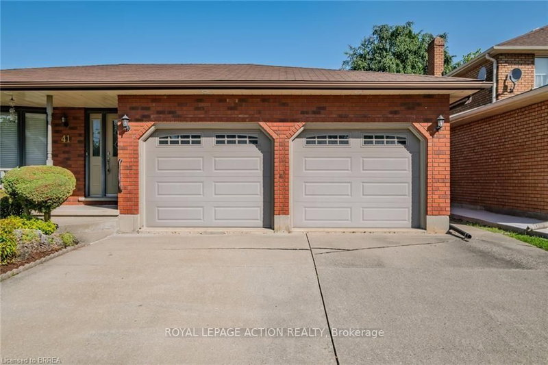 41 Royal Oak Drive