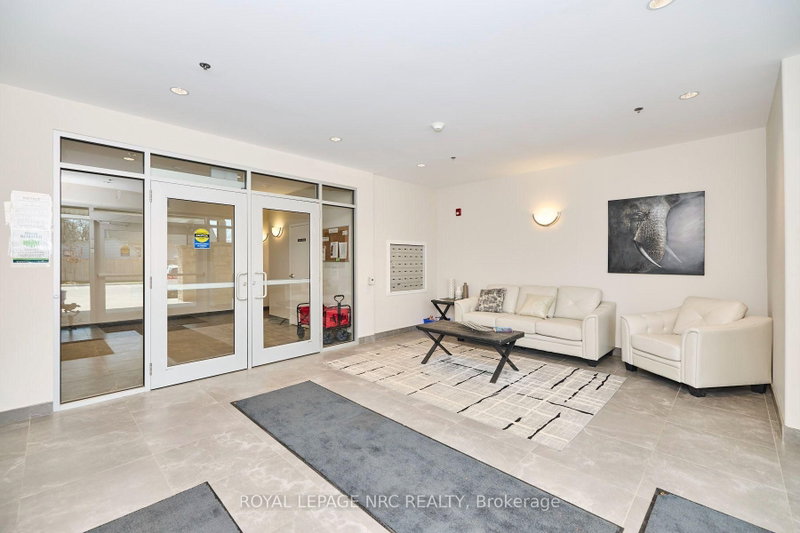 205 - 529 South Pelham Road