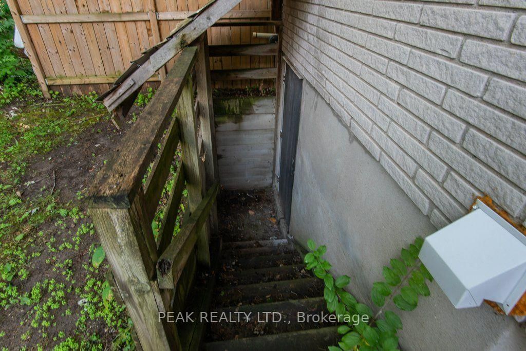 185 Cedarvale Crescent • #A • Waterloo, ON photo 48