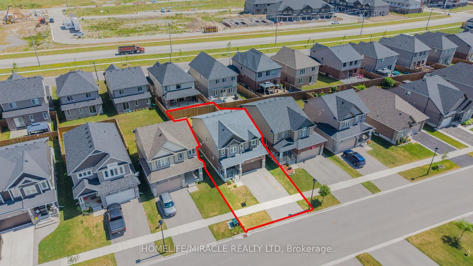 53 Robertson Drive • Stratford, ON photo 39