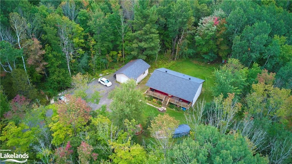 295 W TOWN LINE Road • Huntsville, ON photo 2