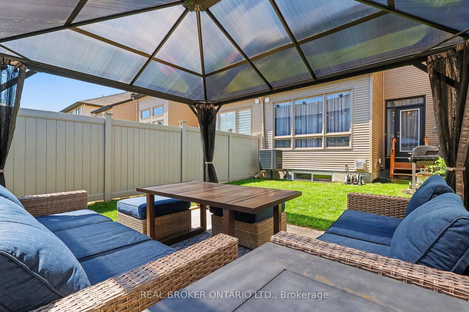 769 Cairn Crescent - Photo 39
