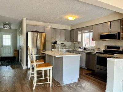 737 Grand Banks Drive — photo 3