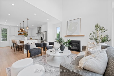 495 Duvernay Drive — photo 3