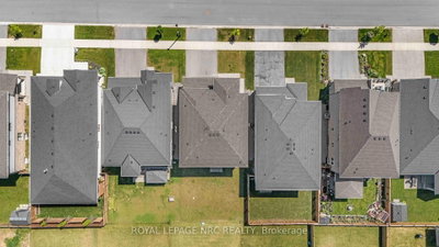 12 Swan Avenue • Pelham, ON photo 4