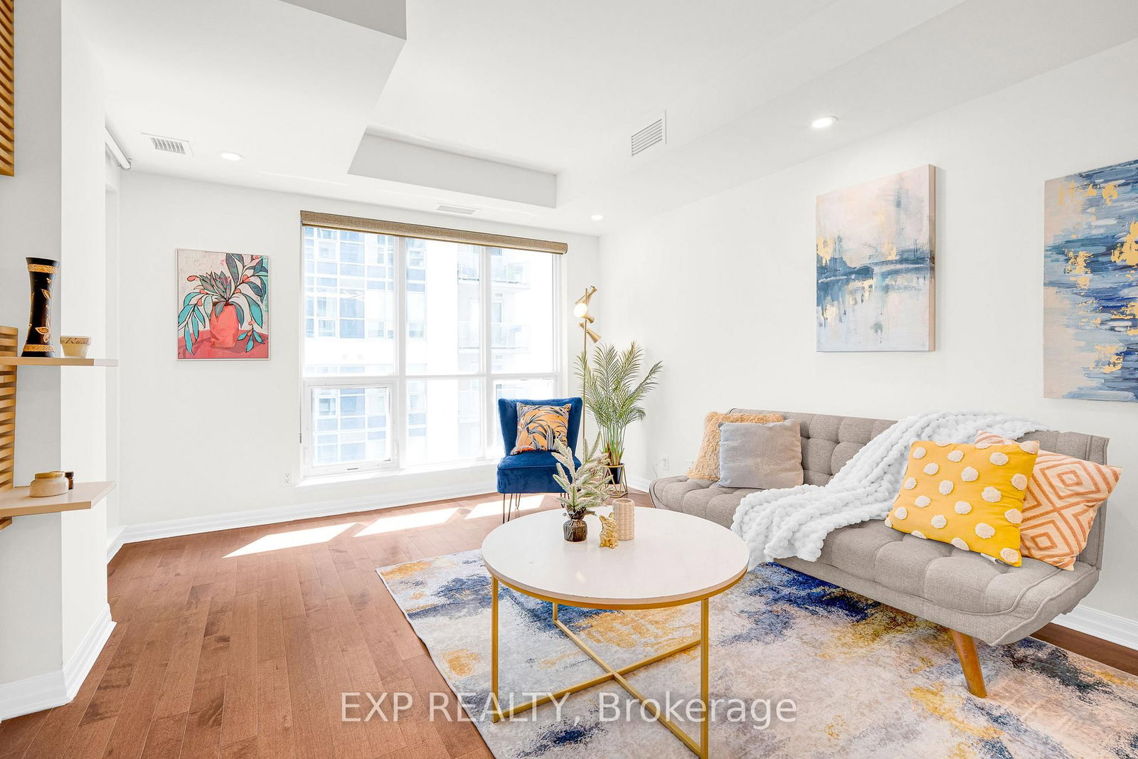 242 Rideau Street • #1906 • Ottawa, ON photo 3