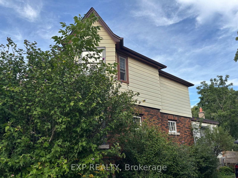 90 River Road