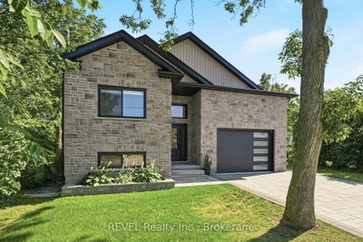 681 Warner Road • Niagara-on-the-Lake, ON photo 2