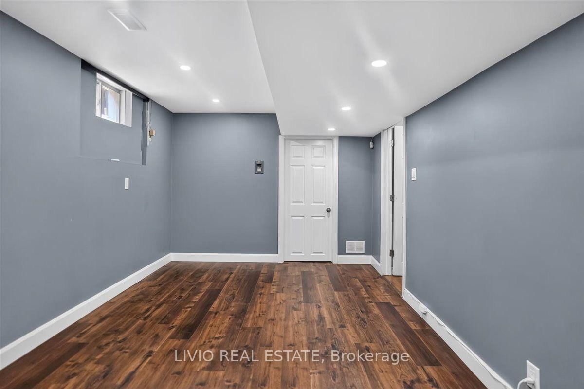 19 KONSTANTINE Court • Hamilton, ON photo 38