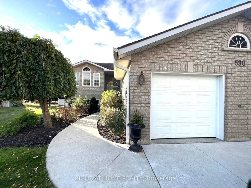 590 Arbour Crescent