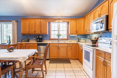 442513 21 Concession • Georgian Bluffs, ON photo 6