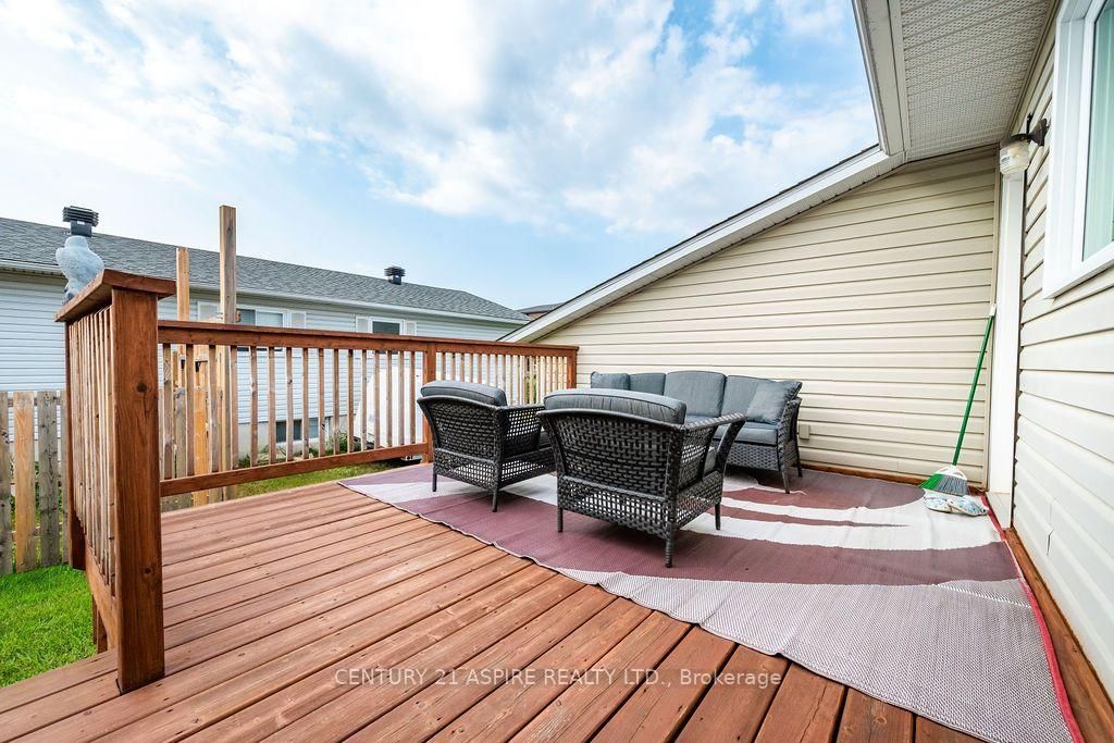 3 Highland Park Drive • Petawawa, ON photo 42