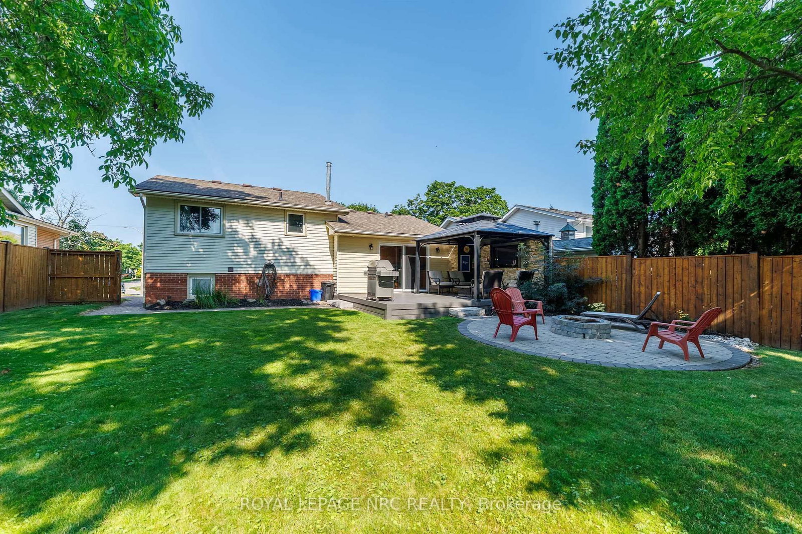 12 Willcher Drive • St. Catharines, ON photo 4
